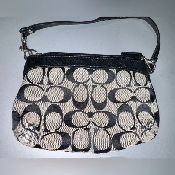 Coach signature canvas zip wristlet - Picture 2 of 10